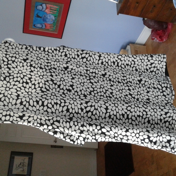 Patterned tank stop - Picture 3 of 3